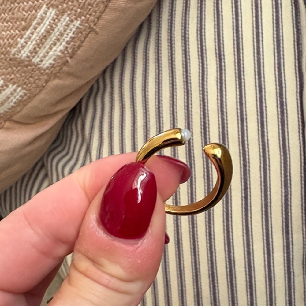 Electric Picks Women's Thumb Ring with Pearl